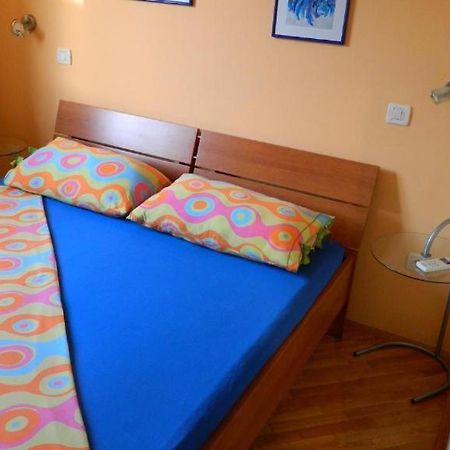 1 Apartmant & 1 Delux Room With Bathroom Dubrovnik Exteriör bild