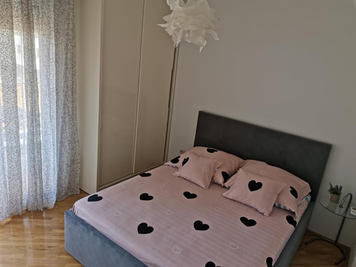1 Apartmant & 1 Delux Room With Bathroom Dubrovnik Exteriör bild