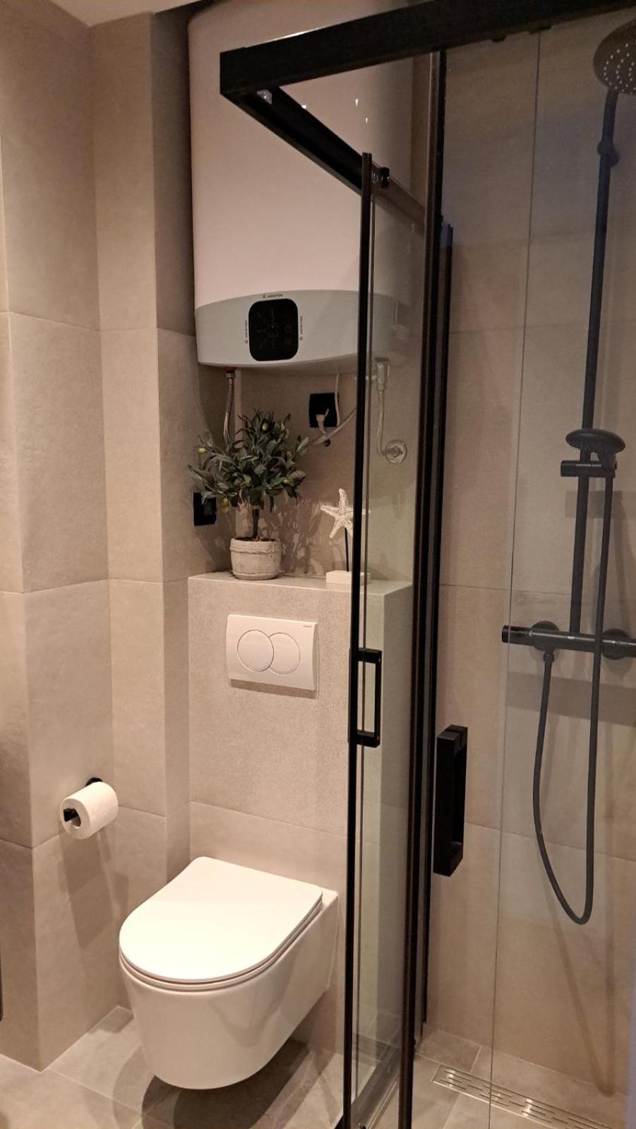 1 Apartmant & 1 Delux Room With Bathroom Dubrovnik Exteriör bild