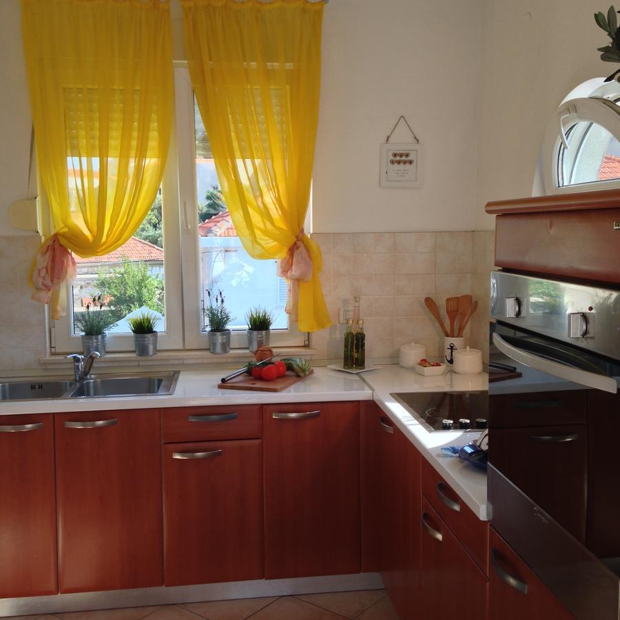 1 Apartmant & 1 Delux Room With Bathroom Dubrovnik Exteriör bild