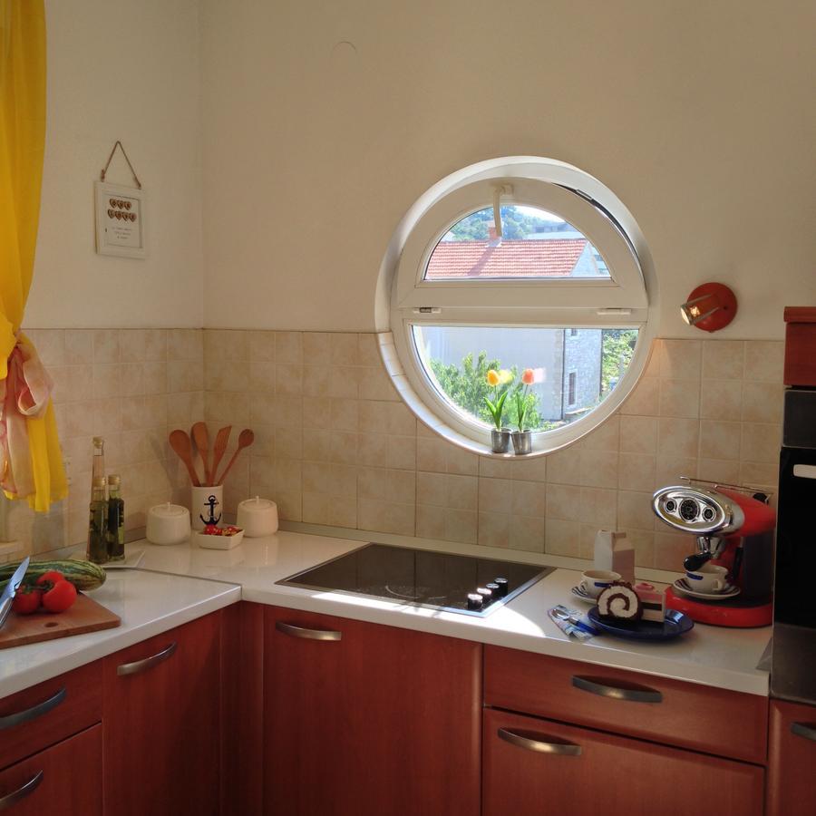 1 Apartmant & 1 Delux Room With Bathroom Dubrovnik Exteriör bild