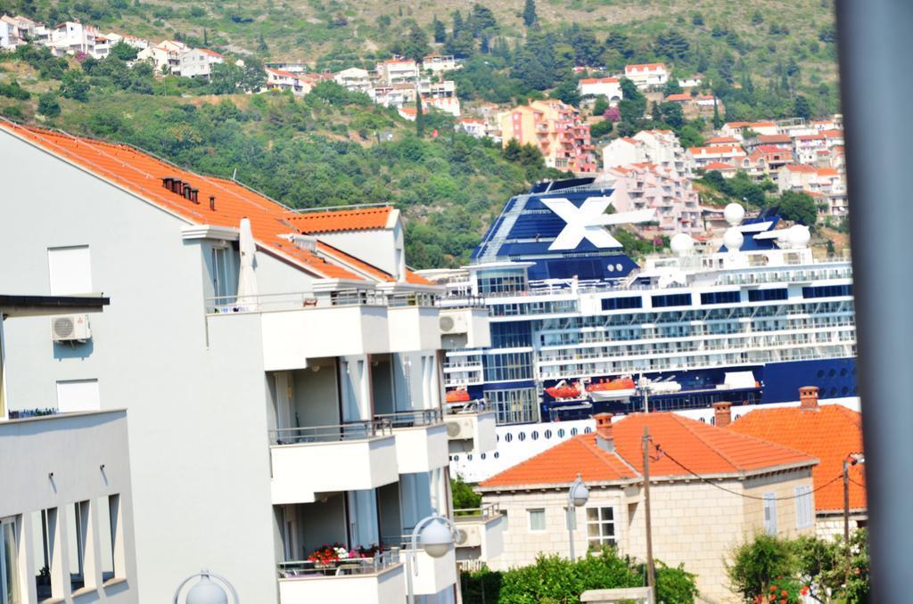 1 Apartmant & 1 Delux Room With Bathroom Dubrovnik Exteriör bild